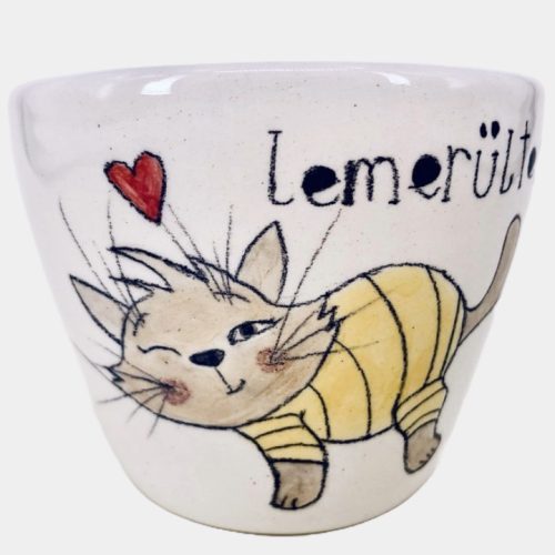 Cicás cappuccino csésze - lemerültem...